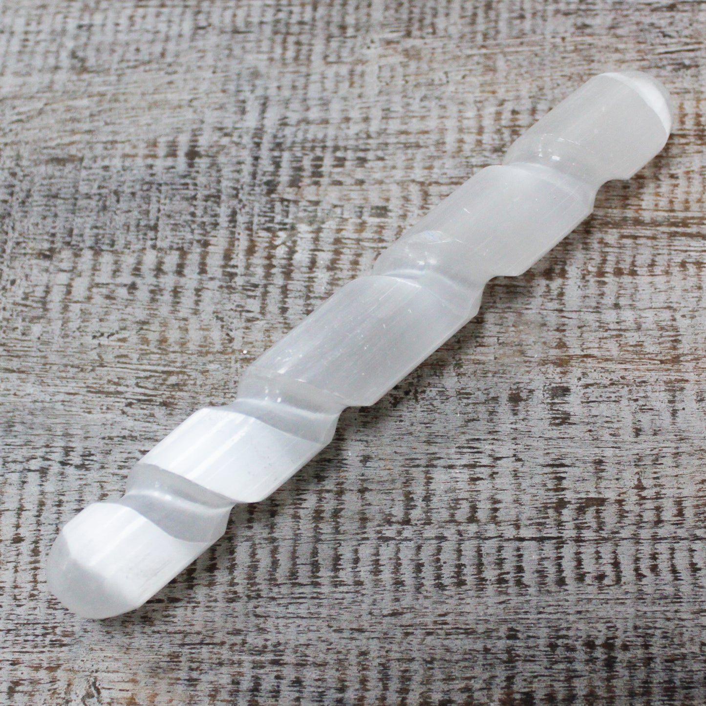 Selenit-Spiralstab – 16 cm (beide Enden rund)