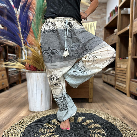 Yoga- und Festivalhose – High Cross Himalayan Print auf Grau