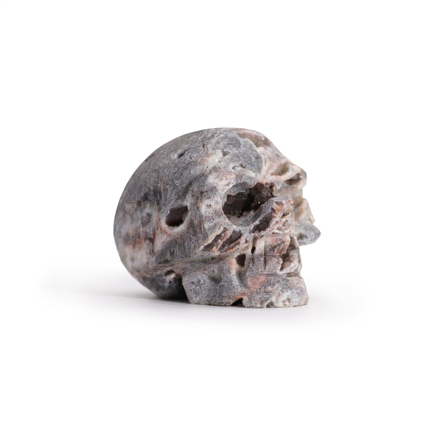 Geschnitzter Schädel aus Calcit-Geoden – (ca. 4,5 cm)