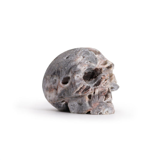 Geschnitzter Schädel aus Calcit-Geoden – (ca. 4,5 cm)