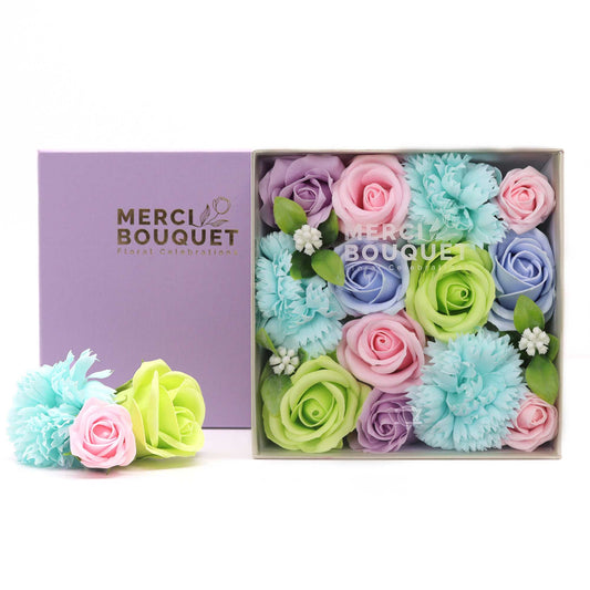 Seifenblumen-Geschenkbox – Baby Blessings Blue (Quadrat Box)