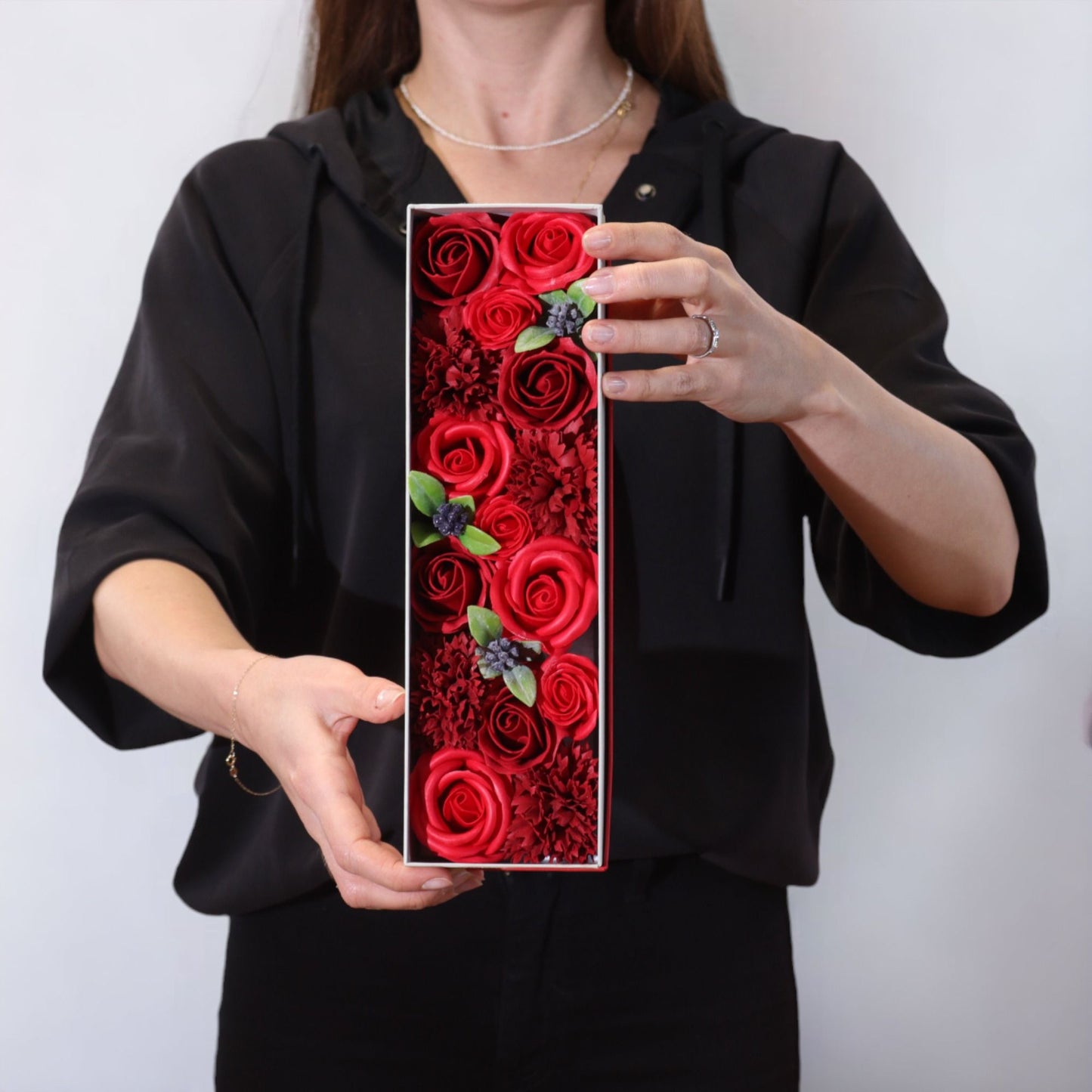 Seifenblumen-Geschenkbox – Classic Red Roses (Lange Box)