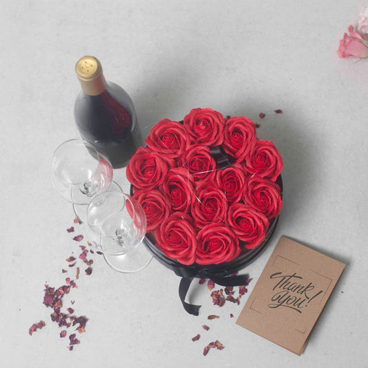 Seifenblumen Geschenks Bouquet - 14 rote Rosen - Rund